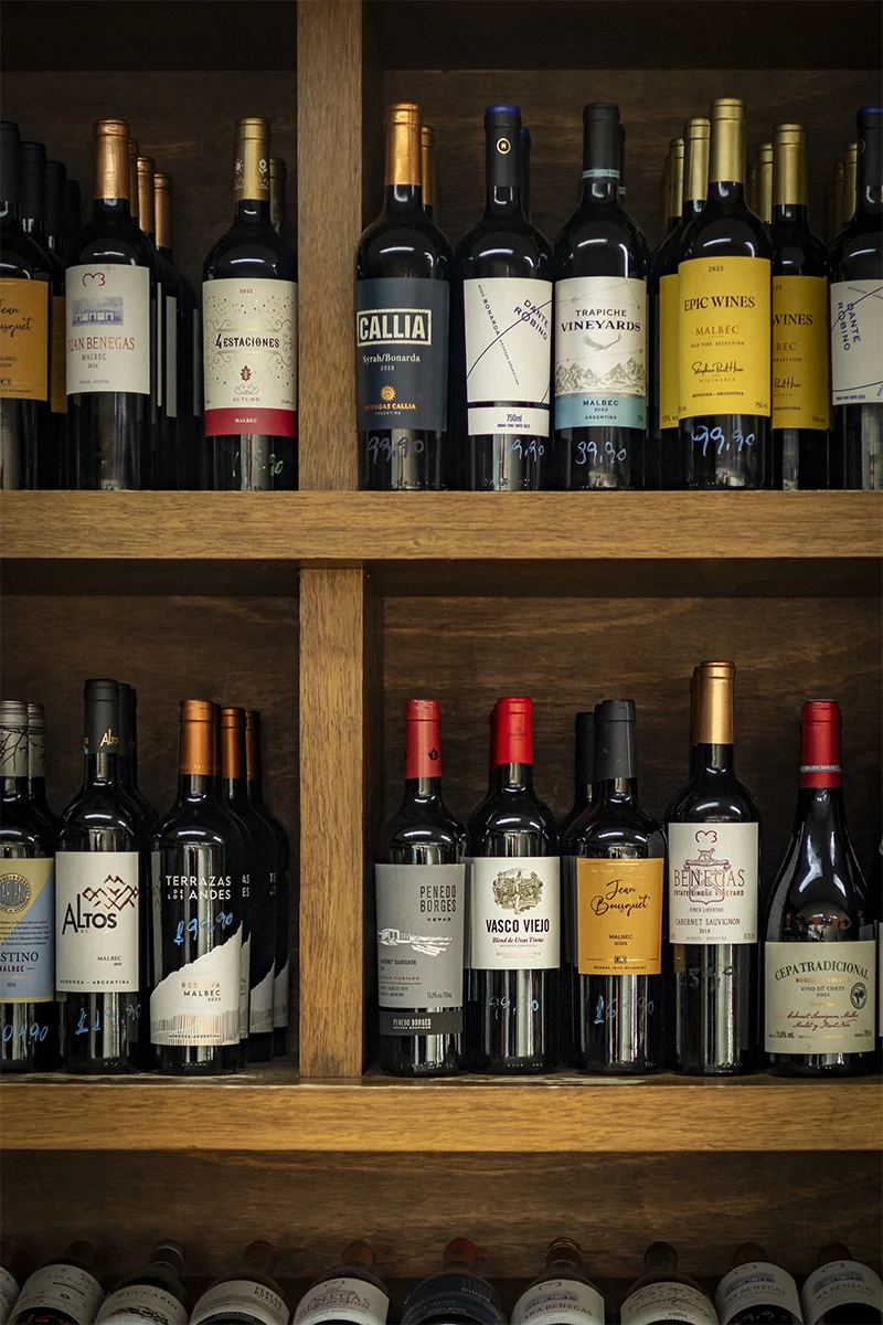 Vinoteca Adega de Comer — galeria-vinoteca-8